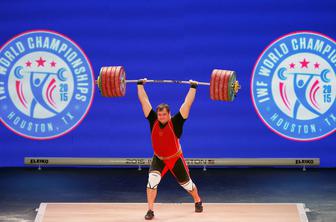 Ruskemu dvigalcu uteži štiriletna prepoved nastopanja
