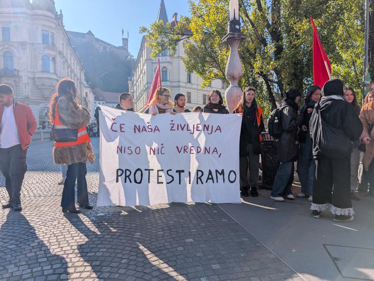 Udeleženci Pohoda za življenje, Ljubljana Udeleženci Pohoda za življenje, Ljubljana | Foto: STA