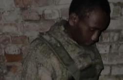 Šokantno početje ruskih vojakov: "Uporabil te bom kot odpirač konzerv" #video