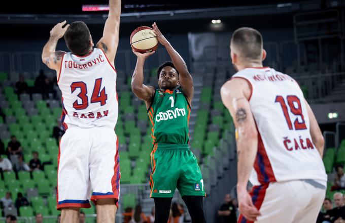 Yogi Ferrell ni med tistimi, ki so odpotovali v Romunijo. | Foto: Vid Ponikvar/Sportida