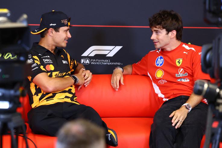 Lando Norris in Charles Leclerc ob dirkačih Mercedesa sodita v najožji krog favoritov za nedeljsko dirko v Monte Carlu. | Foto: Reuters