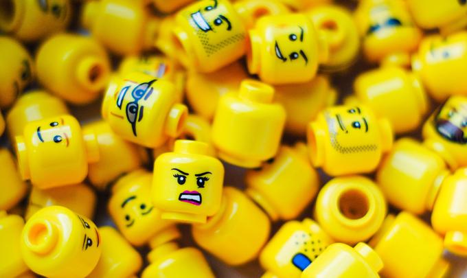 Lego letos najverjetneje dobesedno kuri denar, saj višje cene goriva vplivajo na tako rekoč njegov celotni proizvodno-logistični proces.  | Foto: Unsplash
