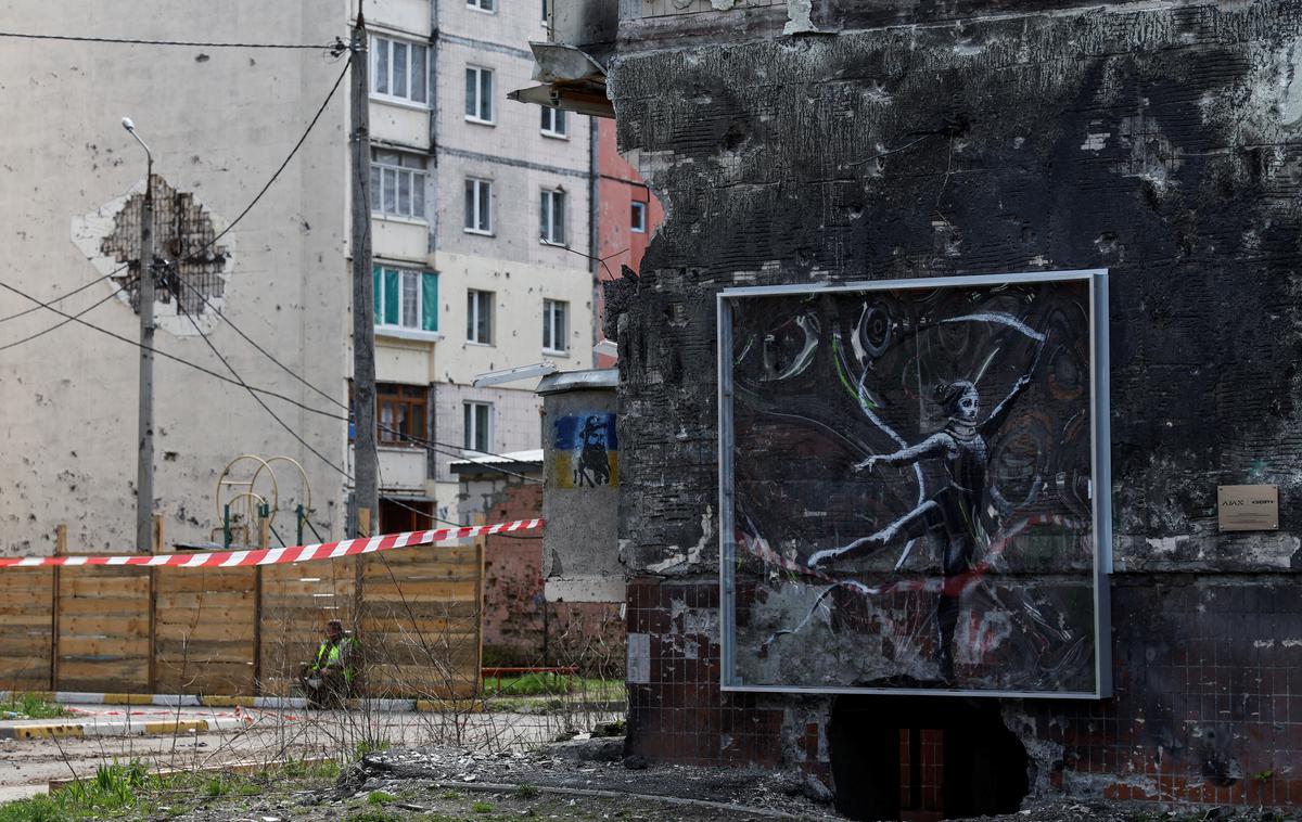 Banksyjeva dela v Ukrajini | Na ogled bodo novejša dela, ki opozarjajo na vojno v Ukrajini, pa tudi starejši Banksyjevi projekti. | Foto Reuters