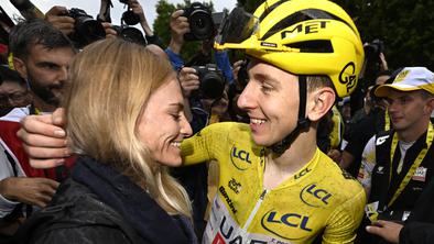 Pogačar presenetil v intervjuju za L'Equipe: o koncu kariere, psihični utrujenosti in zmagi na Pariz–Roubaixu