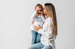 Tia Verdev iskreno: Varstvo otroka v Švici lahko stane več kot najemnina