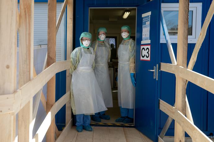 Koronavirus v Avstriji | Največ okužb od začetka pandemije tudi v Avstriji in na Madžarskem | Foto Reuters