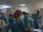 Grčija zasebne zdravnike obvezala k delu v javnih bolnišnicah