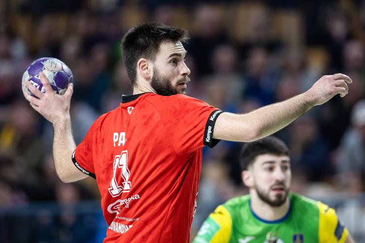 "Psihološki pritisk sodi k opisu dela profesionalnega športnika, zato to ne sme biti nič posebnega.. | Foto: Jure Banfi