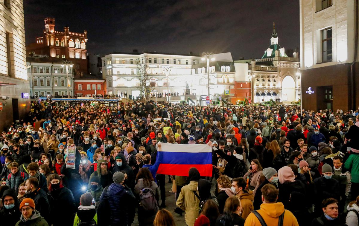 Aleksej Navalni protesti v podporo Moskva | Soorganizatorka shoda je Julija Navalna, vdova pokojnega opozicijskega voditelja Alekseja Navalnega. Fotografija je s shoda v podporo Navalnemu aprila 2021. | Foto Guliverimage