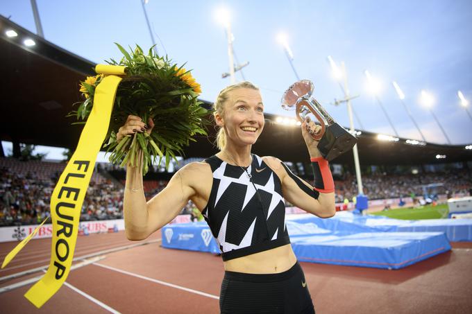 Višje od Anželike Sidorove je skočila le Jelena Išinbajeva. | Foto: Guliverimage/Vladimir Fedorenko