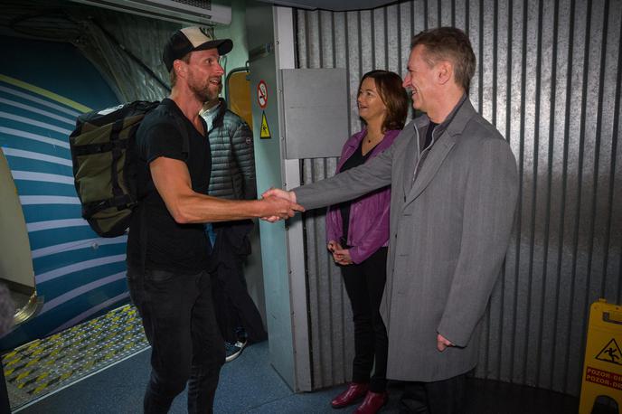 Sprejem Slovencev | Sprejem državljanov in državljank Slovenije ob vrnitvi v domovino. | Foto Vlada Republike Slovenije