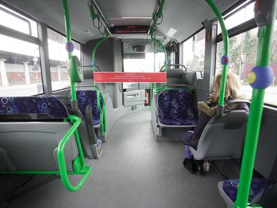 Moškemu za otipavanje deklice tri leta zaporne kazni