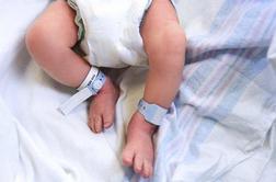 Indijski dojenček doživel četrti samovžig