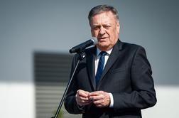 Janković napovedal pripravo predloga za posvetovalni referendum