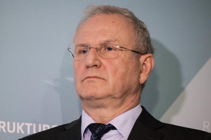 Srečko Janša | Obstaja sum, da naj bi Srečko Janša ponaredil sklepe nadzornega sveta. | Foto STA