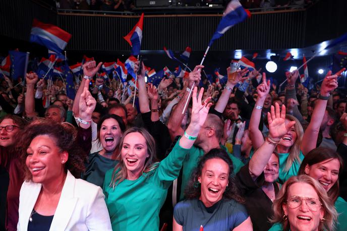 Nizozemska, volitve | Nizozemski politični sistem je sicer precej kompleksen, za 150 sedežev v parlamentu se poteguje kar 27 strank. Razpršenost glasov pa običajno privede do zapletenih koalicijskih pogajanj, ki jih gre pričakovati tudi tokrat. | Foto Reuters