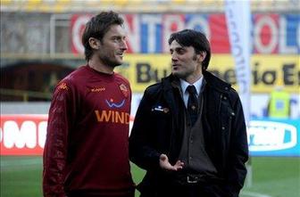 Montella ob debiju do zmage