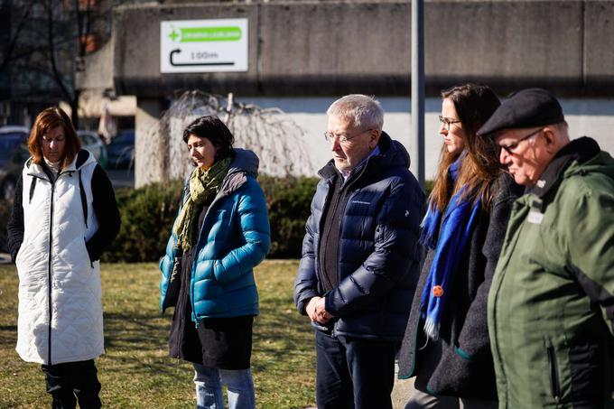 Združenje Glas ljudstva je na novinarski konferenci razkrilo nove ugotovitve o vzrokih za rušenje in krizo slovenskega javnega zdravstvenega sistema. | Foto: STA/Katja Kodba
