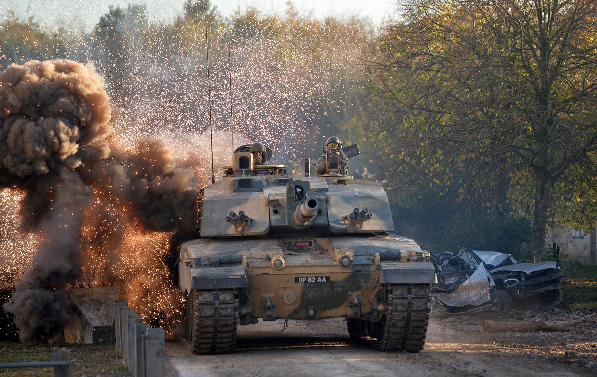 britanska vojska Challenger 2 | Britanska vlada razmišlja, da bi kot prva Zahodna država v Ukrajino poslala tanke. | Foto Guliverimage