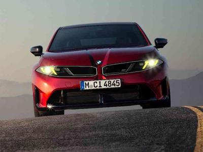 Novi BMW serije 3: povsem nov začetek, ob elektriki pa tudi bencinski motorji #foto
