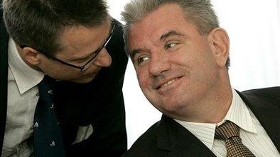 Kdo je lastnik singapurskih lastnikov Hram holdinga?