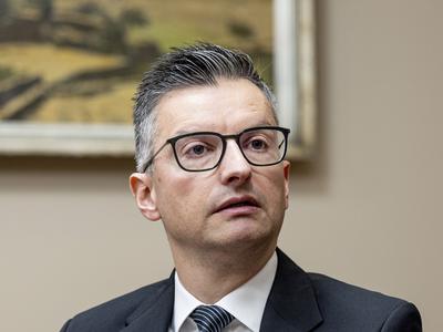 Šarec o Prebiličevem povabilu na kavo: Kakšno predstavo ima ta človek o sebi?