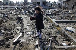 Na Japonskem obeležili prvo obletnico potresa
