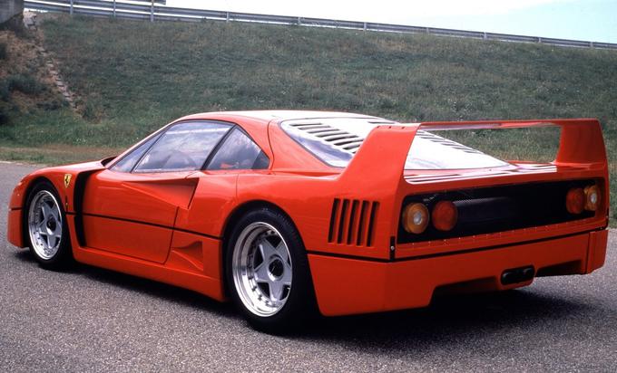 Ferrari F40, ki so ga v Maranellu predstavili leta 1987 | Foto: Ferrari