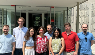 Astrofiziki z ljubljanske fakultete odkrili supermasivno črno luknjo