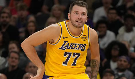 Luka Dončić eksplodiral že na premieri – s kozmetično napako