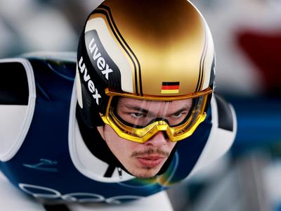 Philipp Raimund je olimpijski prvak, 18-letni Tomasiak poskrbel za veliko presenečenje, Prevc šesti