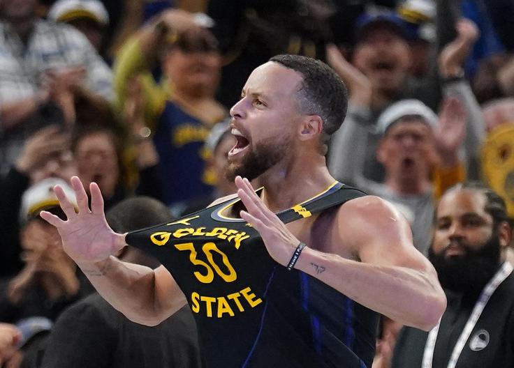 Stephen Curry je na tekmi proti Denverju dosegel 36 točk. | Foto: Reuters