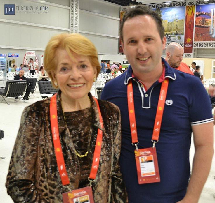 Alesh Maatko s prvo evrovizijsko zmagovalko Lys Assio | Foto: Osebni arhiv Alesha Maatka