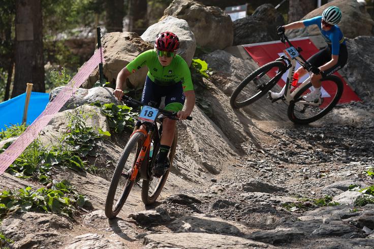 Eva Terpin, ki se je s SP v gorskem kolesarstvu vrnila s 15. mestom, bo na SP v cestnem kolesarstvu nastopila v kategoriji mladink.  | Foto: Reuters