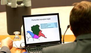Manj od glavarine, manj od kohezije, regionalizacija pa v bunkerju
