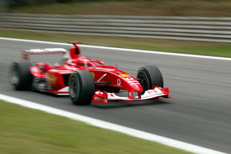 Michael Schumacher v Monzi leta 2003. Kar 22 let je imel rekord za najhitrejšo odpeljano dirko. | Foto: Guliverimage