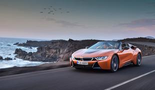 BMW i8 roadster: električni športnik za užitke z vetrom v laseh #foto