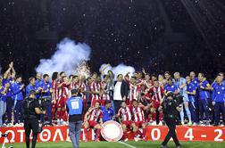 Olympiakos z zmago na derbiju potrdil naslov grškega prvaka