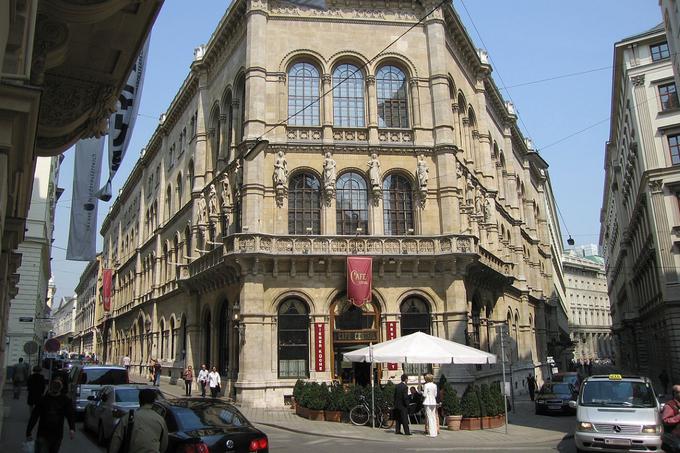 Cafe Central, kavarna, Dunaj | Foto: Thomas Hilmes/Wikimedia Commons