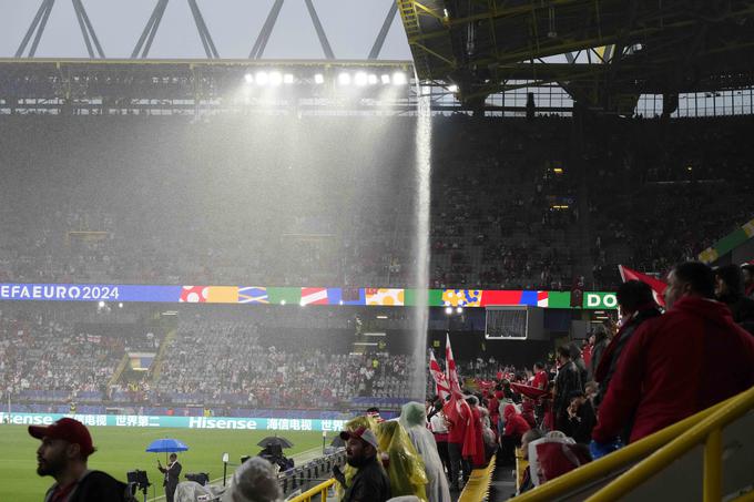 V Dortmundu je bilo neurje že med tekmo Turčije in Gruzije. | Foto: Guliverimage