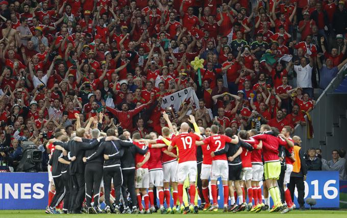 Wales je v četrtfinalu Eura 2016 v nogometu v Lillu zadal boleč udarec Belgiji (3:1). | Foto: Reuters