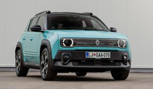 Renault 4 že v Ljubljani: prvi krog je prepričal, preverili smo tudi v notranjost