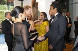 Beyoncé in Jay-Z sta prekršila kraljevi protokol #video