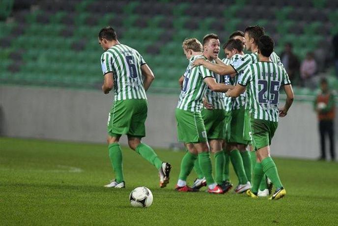 Šok v Kranju: Maribor prvič v tej sezoni na kolenih