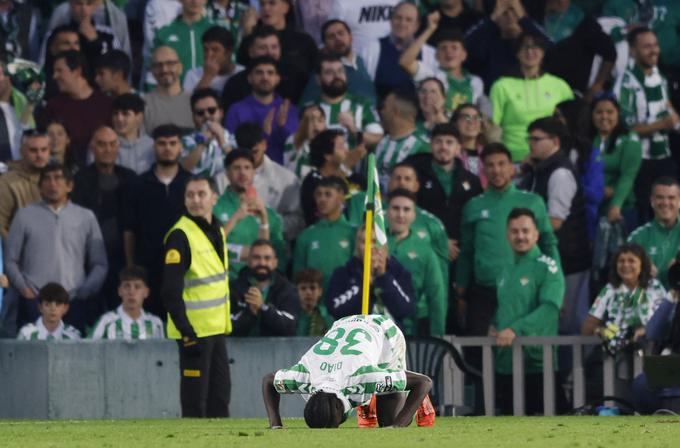 Assane Diao je v izdihljajih srečanja zadel za točko proti Barceloni. | Foto: Reuters