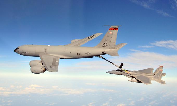 KC-135 je aktiven že šestdeset let, njegova zamenjava pa bo na nebo priletela v prihodnjem desetletju. | Foto: Wikipedia Commons