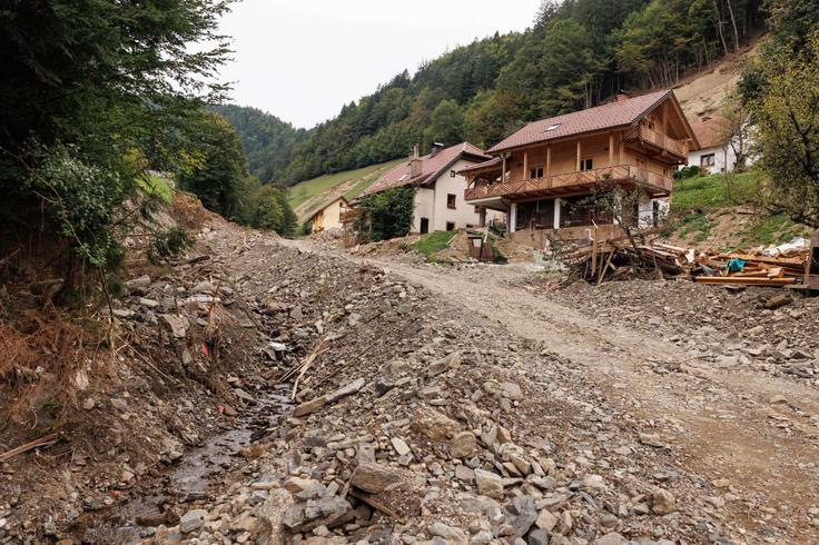 Posledice poplav v Zgornji Savinjski dolini.  | Foto: Matic Prevc/STA