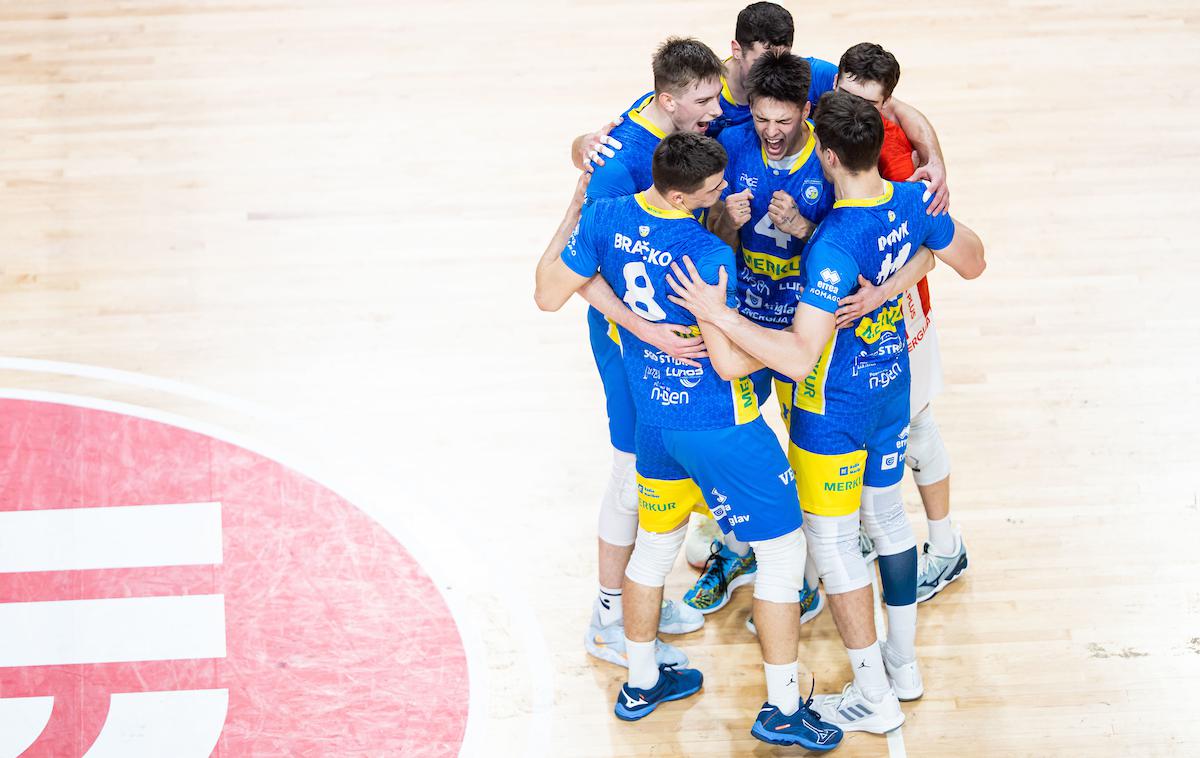 Calcit Volley, OK Merkur Maribor, liga MEVZA | Mariborčani turnir zapuščajo z dvema zmagama. | Foto Grega Valančič/Sportida