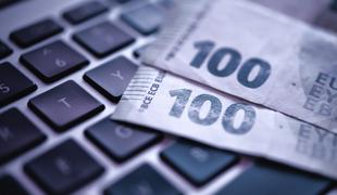 Zaradi hudih podražitev delajo izredne zaloge. Najhujše šele prihaja?