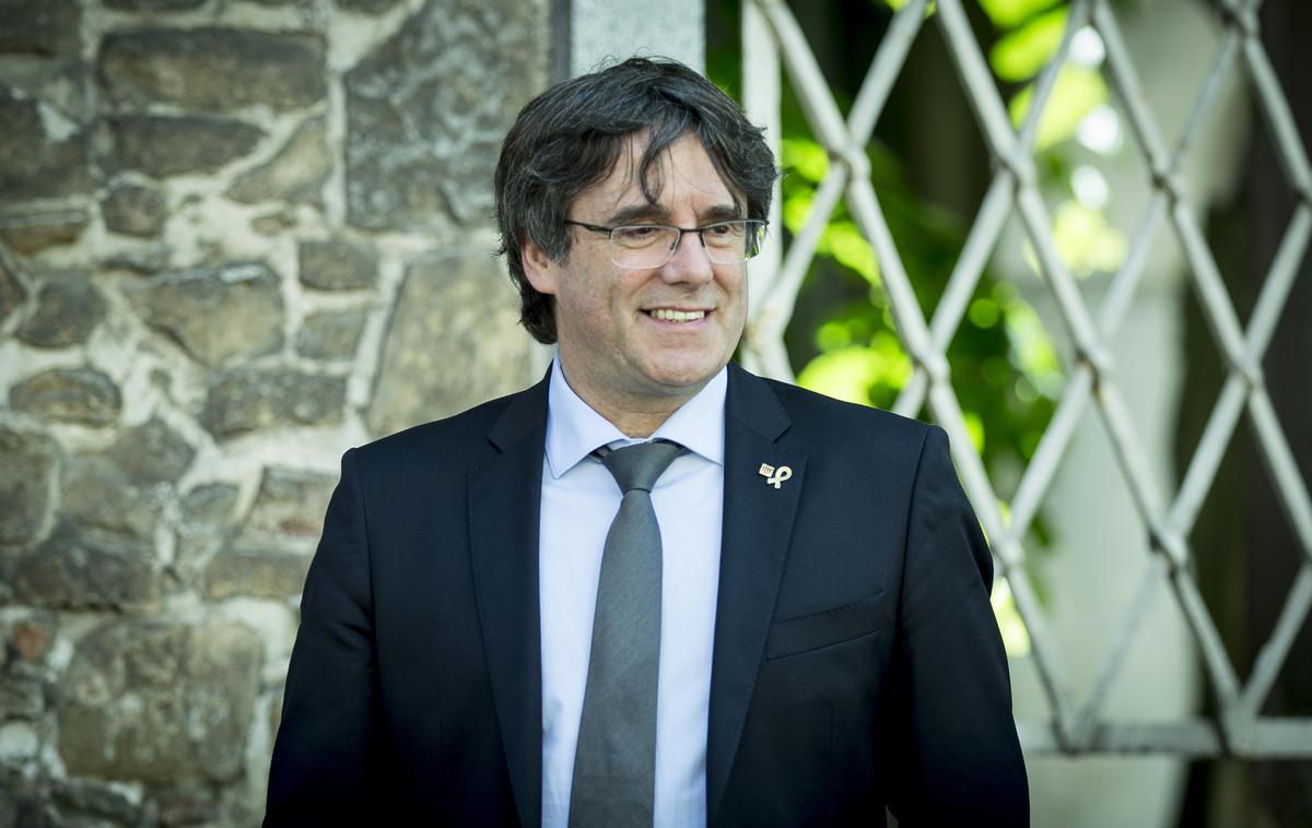 Carles Puigdemont | Po referendumu o samostojnosti Katalonije oktobra 2017 in glasovanju v katalonskem parlamentu v korist katalonske samostojnosti so španske oblasti Puigdemonta odstavile in obtožile upora, za kar mu grozi do 30 let zaporne kazni. | Foto Ana Kovač